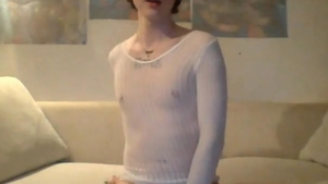 Femboy Teases Bulge