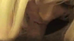 Crosdreser Servicing Her guy
