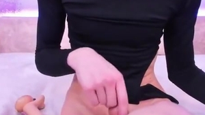 19yo Skinny And Tall Femboy With nasty Feet Legs Tugs Her big jock