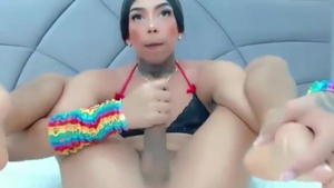 Selfsuck brunette hair On web camera