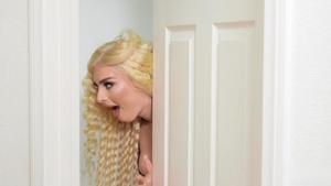 Trans Harder: Filling Ivory's Hole with Cum