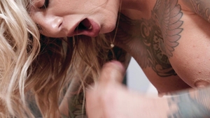 Trans Angels: Merry Xmas! Lilyadick & Markus Kage Get Nasty