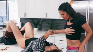 Trans Angels: Tattooed Stud Worships Beauty