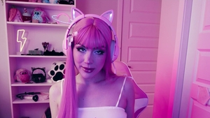 Trans Angels: Trans Babe Flashes She-Cock Live