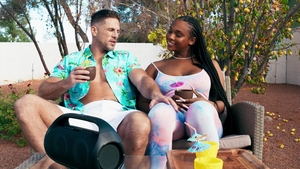 Trans Angels: Akaya Prime's Dance Seduces Hunk