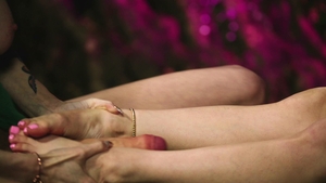Futa World: Fae Fingers Bring Ameena to Climax