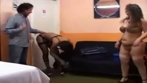 orgy Splitting With A naughty Sthowdys manmale