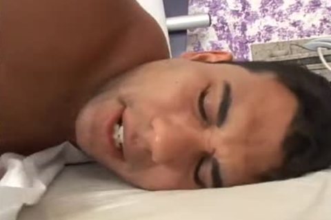 Brazilian transsexual craves enormous wangs