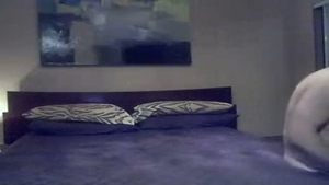dilettante Sthowdys chabmale Has enjoyment With 2 chaps On Webcam