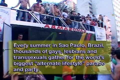 Group sex accompanied by blond